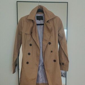 Banana Republic Classic Trench